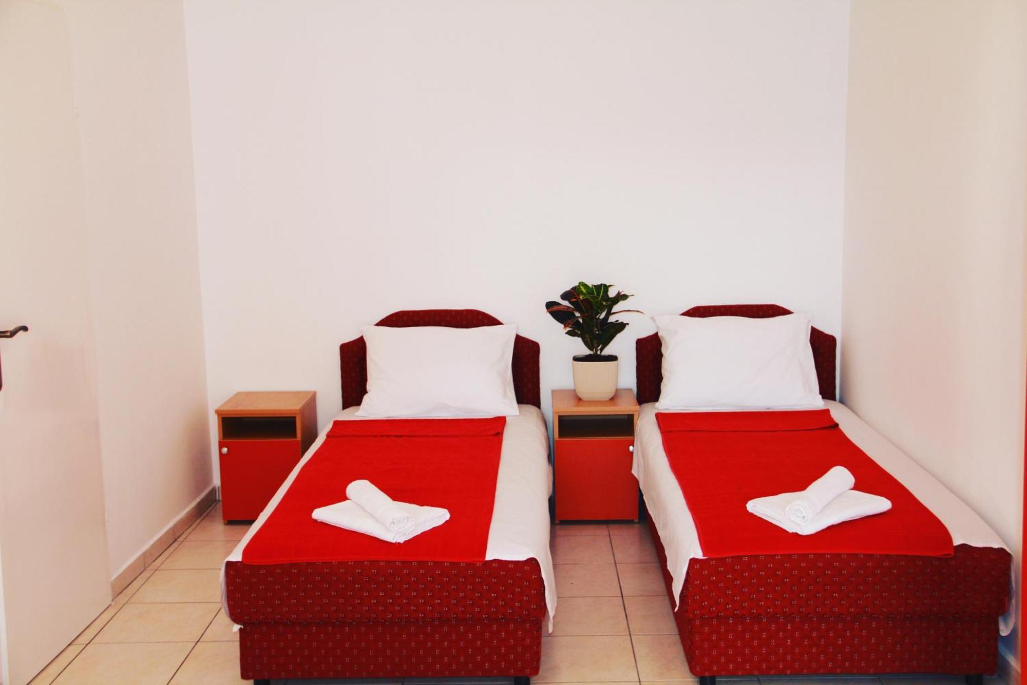 Prijevor Apartments Budva Kültér fotó