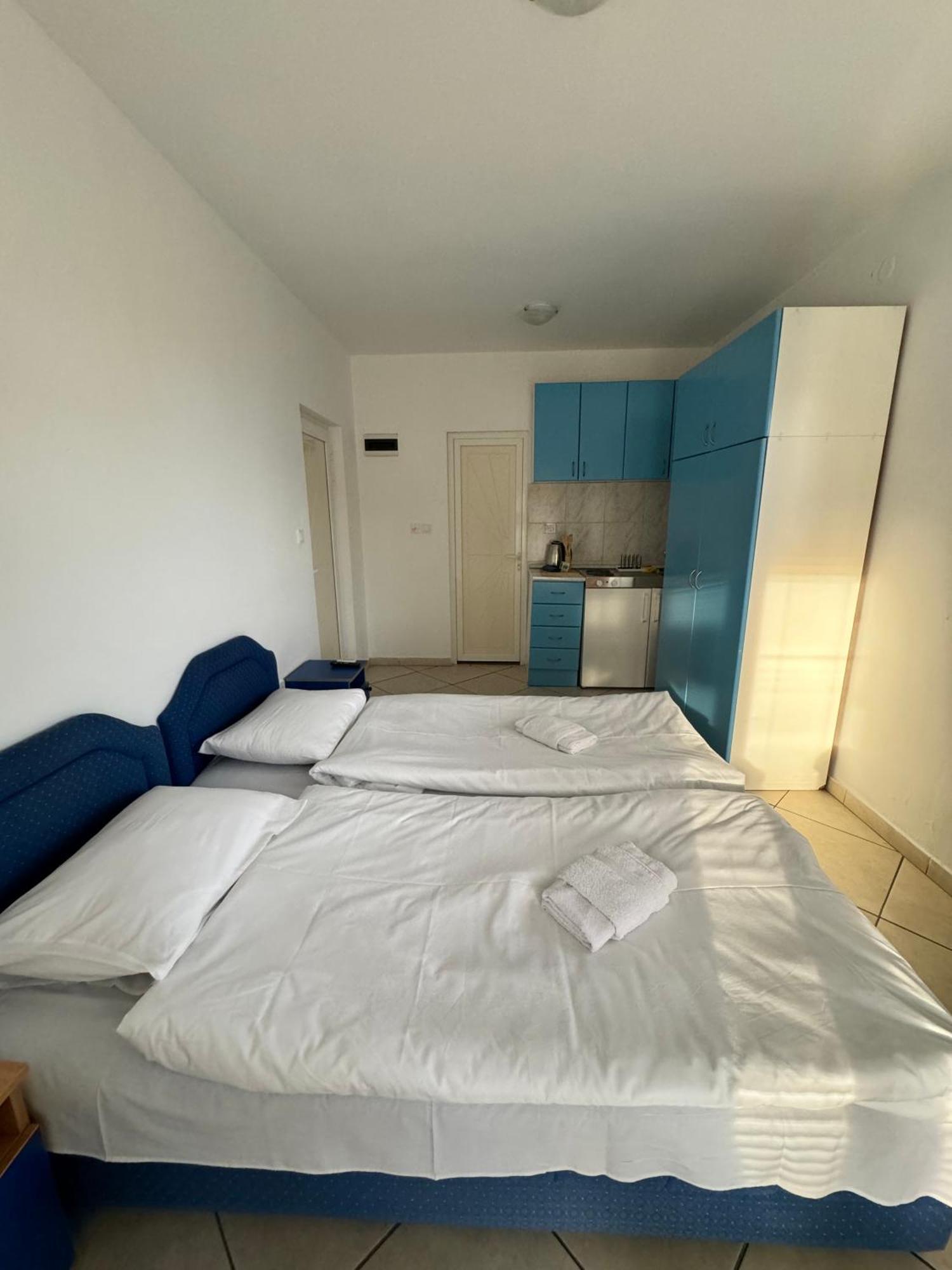 Prijevor Apartments Budva Szoba fotó