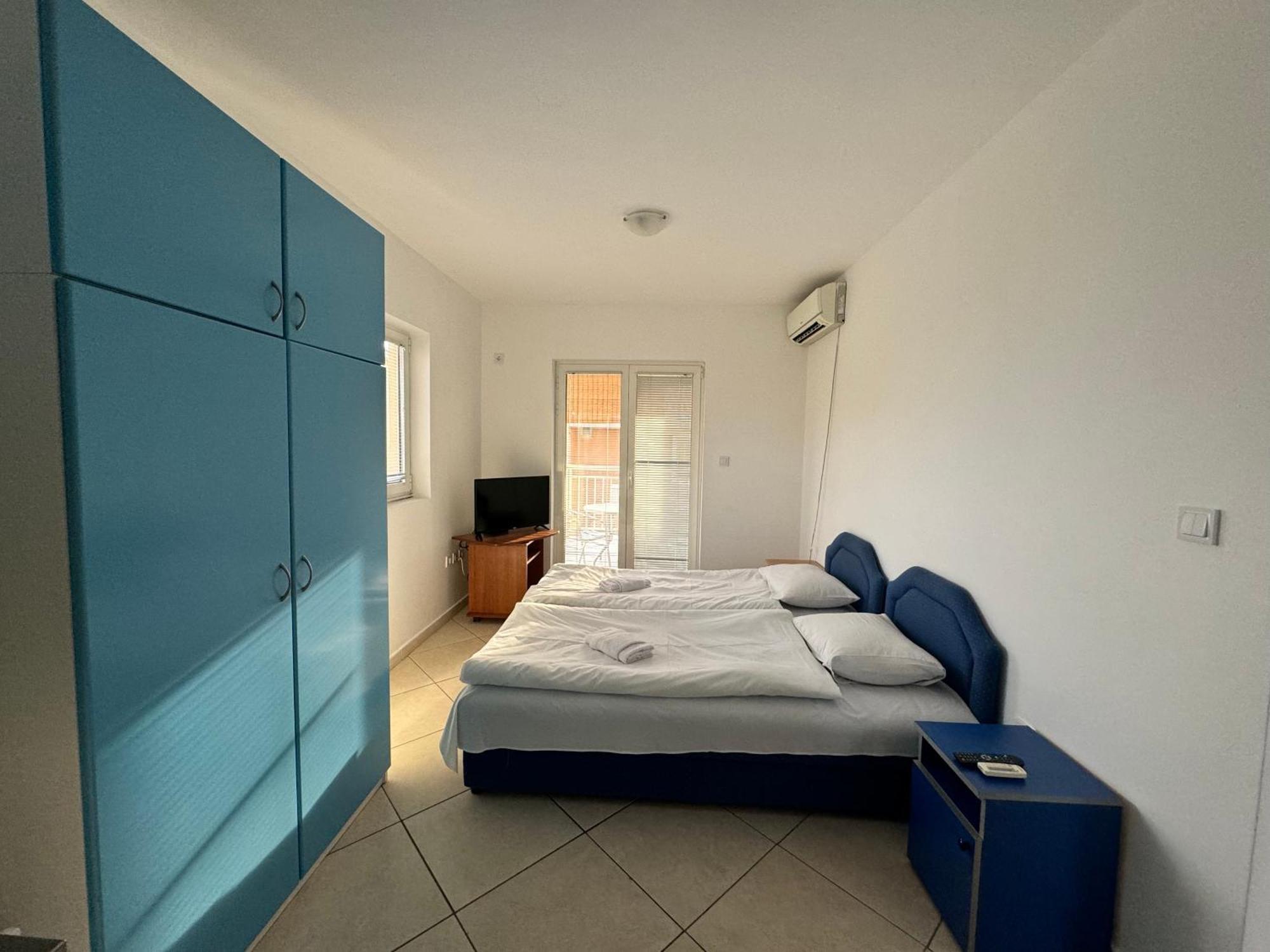 Prijevor Apartments Budva Szoba fotó