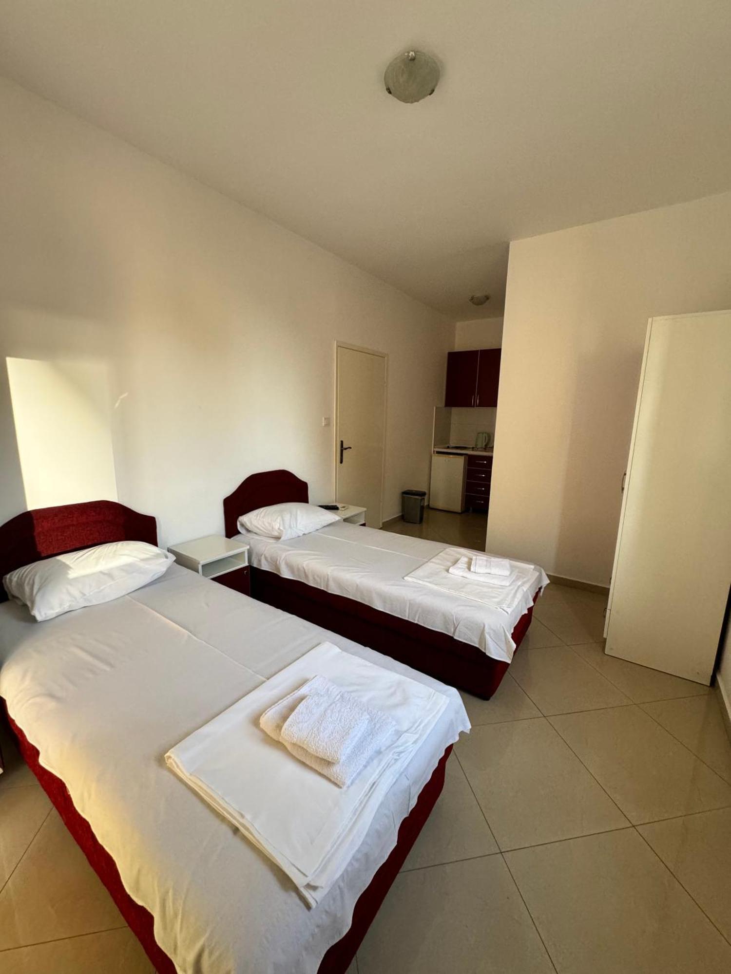 Prijevor Apartments Budva Kültér fotó